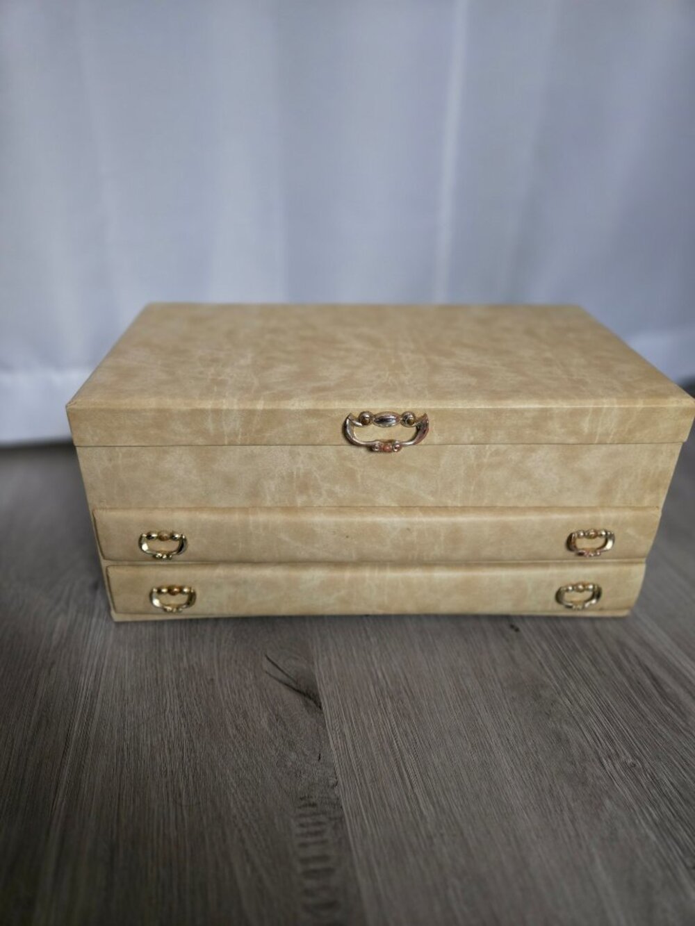 Faux leather jewelry box* - Picture 4 of 13